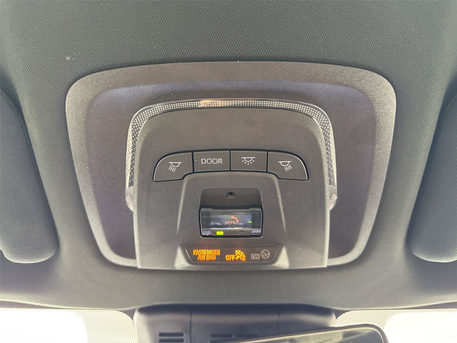 Certified 2025 Toyota Crown AWD/4WD image 6