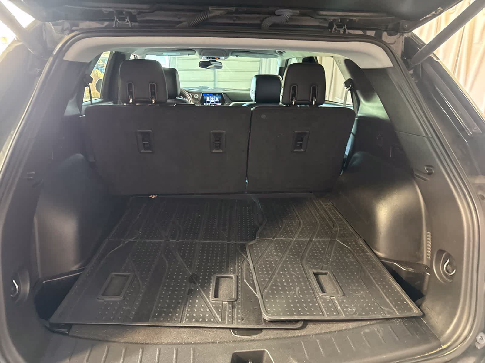 Used 2020 Chevrolet Blazer LT w/ LPO, Floor Liner Package FWD image 16