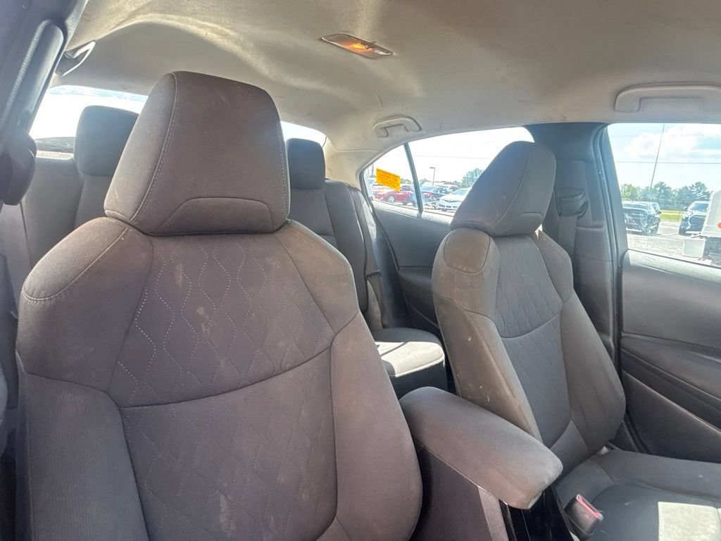 Used 2022 Toyota Corolla LE FWD image 15