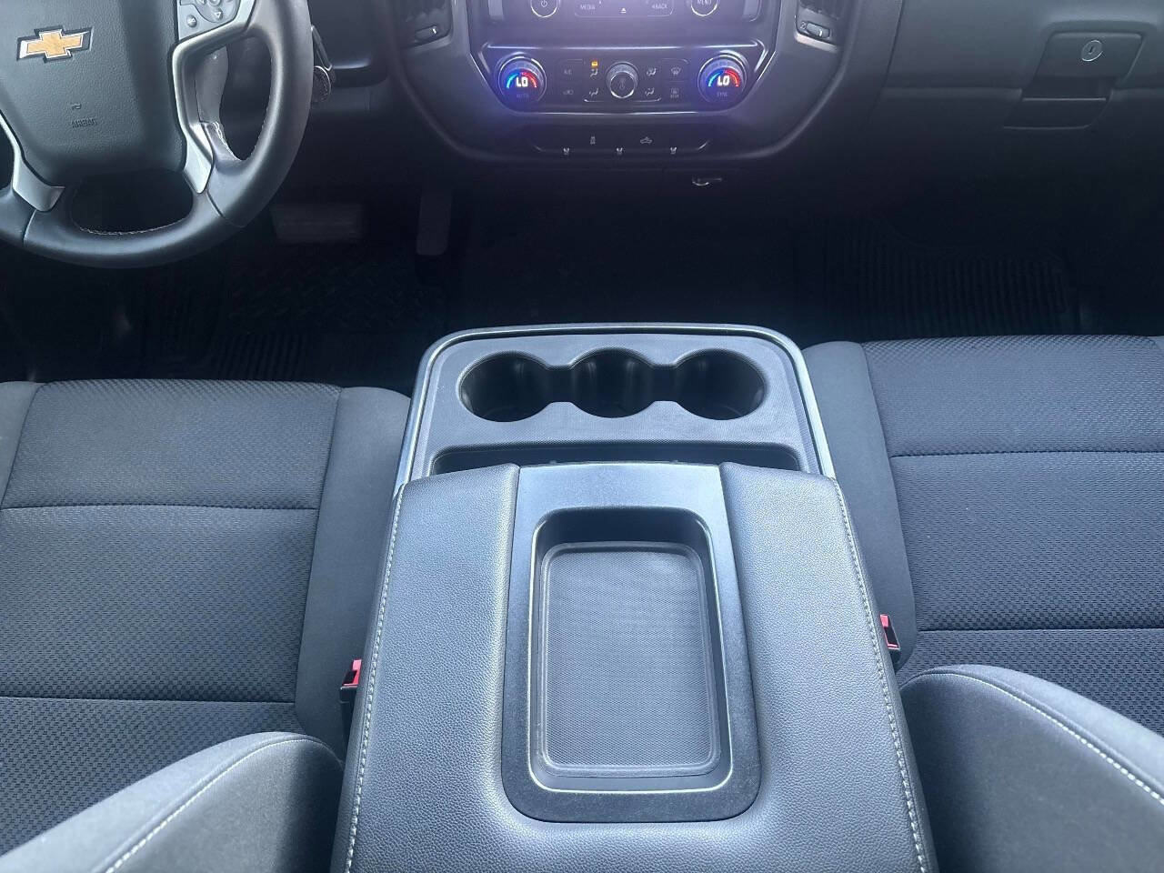 Used 2015 Chevrolet Silverado 1500 LT image 32