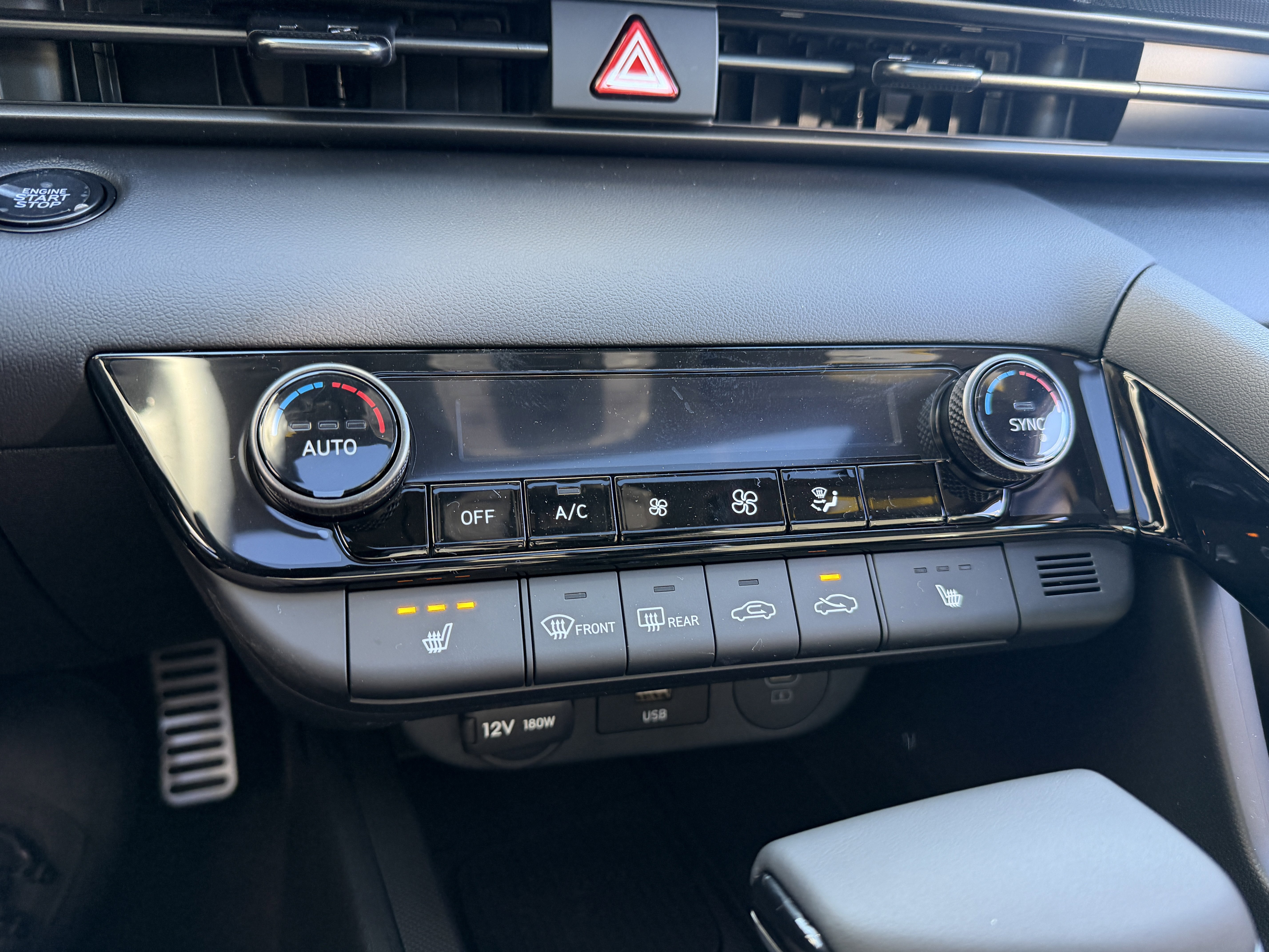 New 2026 Hyundai Elantra SEL Sport FWD image 32