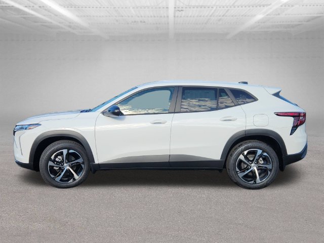 New 2026 Chevrolet Trax RS w/ Driver Confidence Package FWD image 4