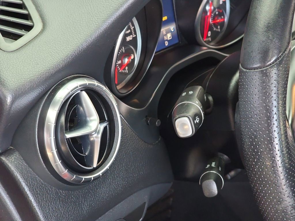 Used 2019 Mercedes-Benz CLA 250 image 42