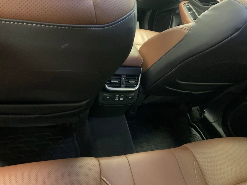 Used 2024 Subaru Outback Touring w/ Popular Package #2 image 28