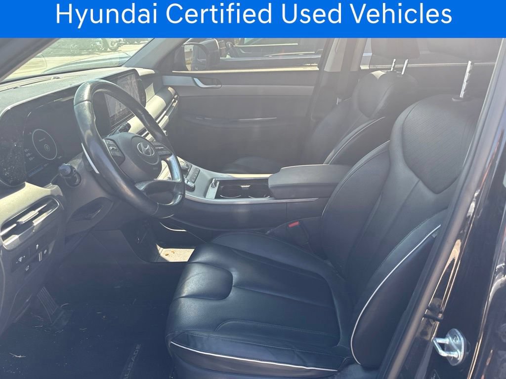 Used 2023 Hyundai Palisade SEL w/ Cargo Package FWD image 3