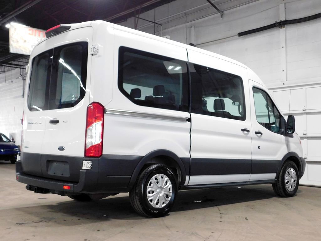 Used 2018 Ford Transit 150 XLT image 7