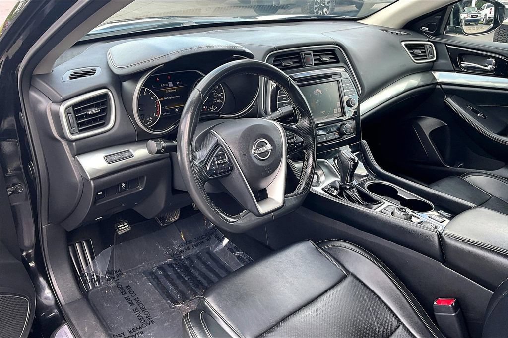Used 2023 Nissan Maxima SL FWD image 18