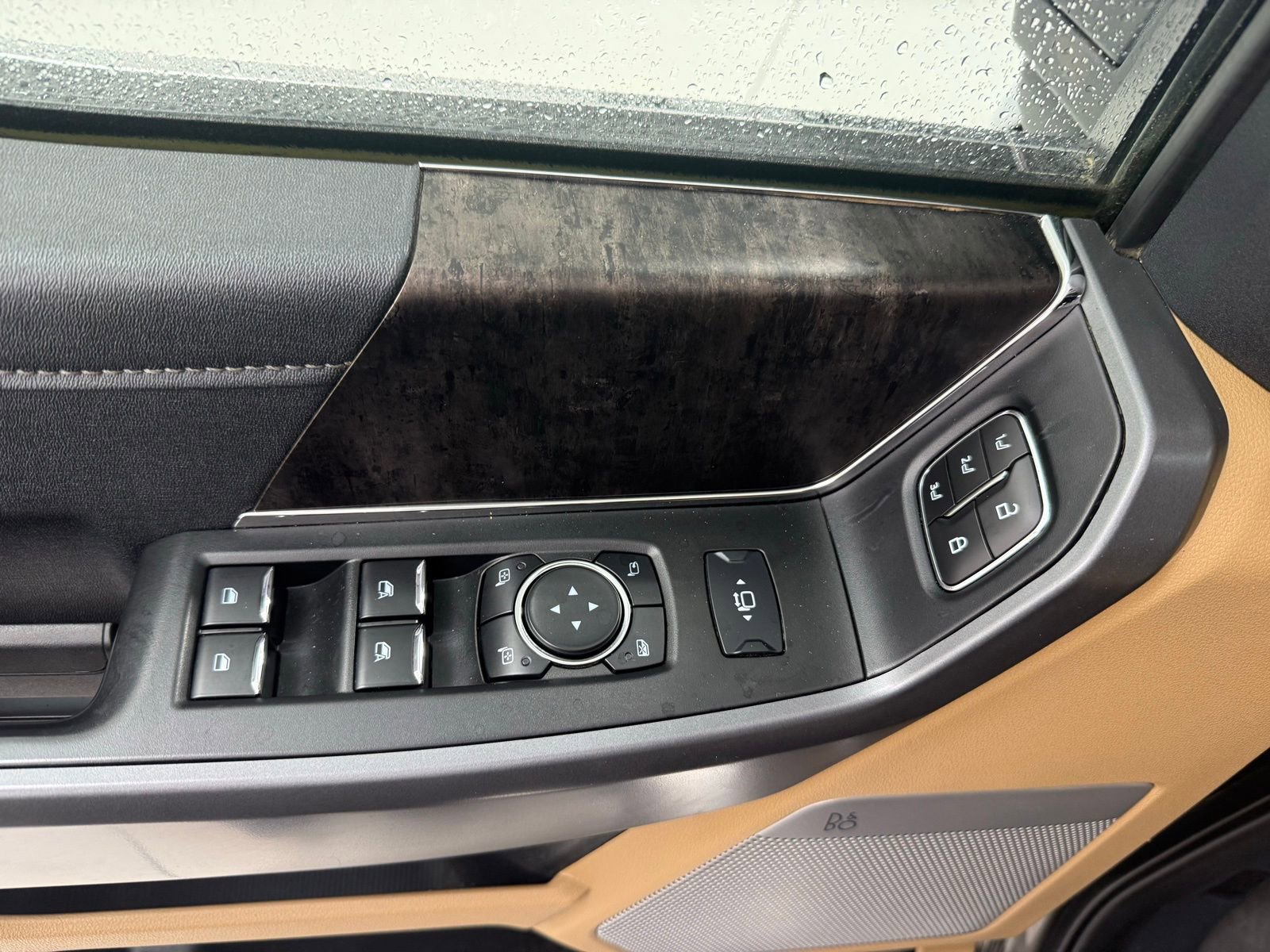 Used 2025 Ford F350 Lariat w/ Chrome Package image 10