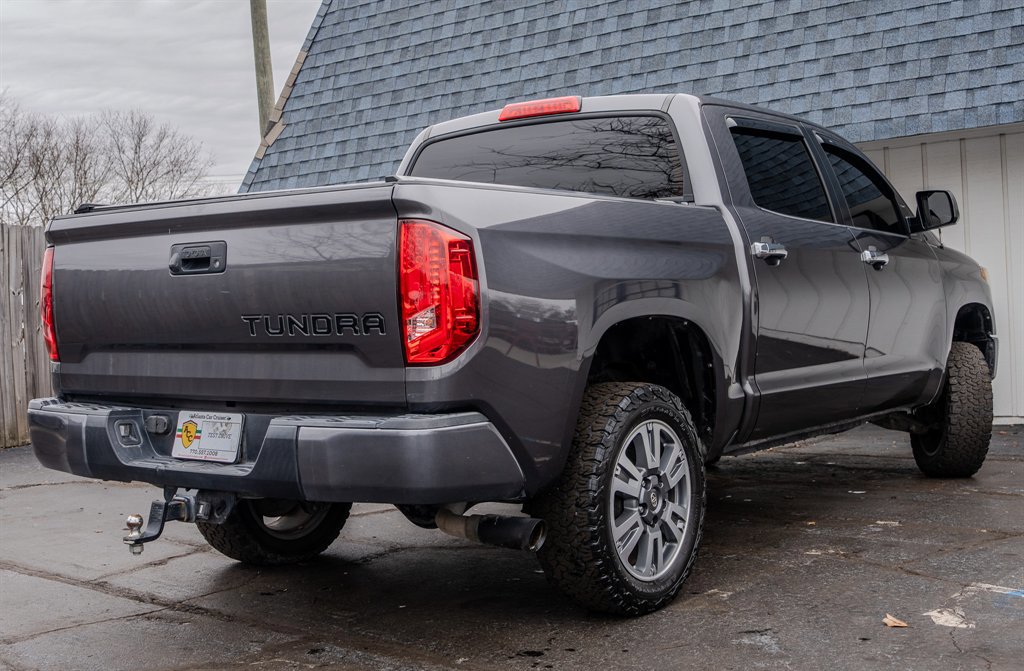 Used 2018 Toyota Tundra SR5 w/ SR5 Upgrade Package image 5