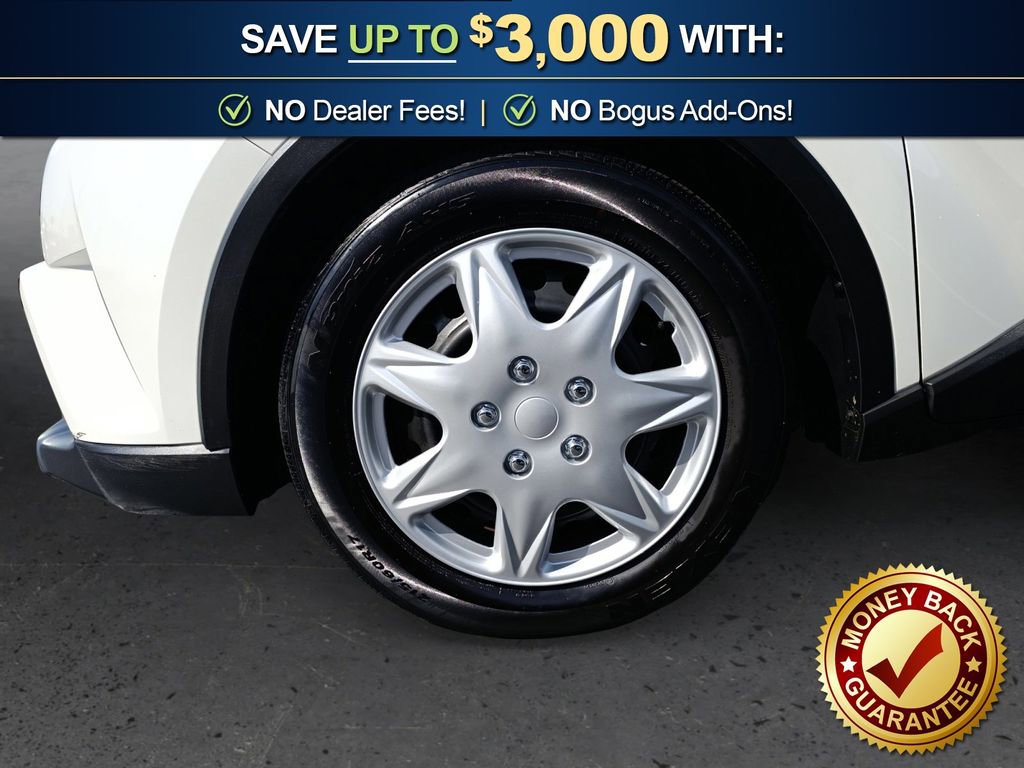 Used 2019 Toyota C-HR LE image 13