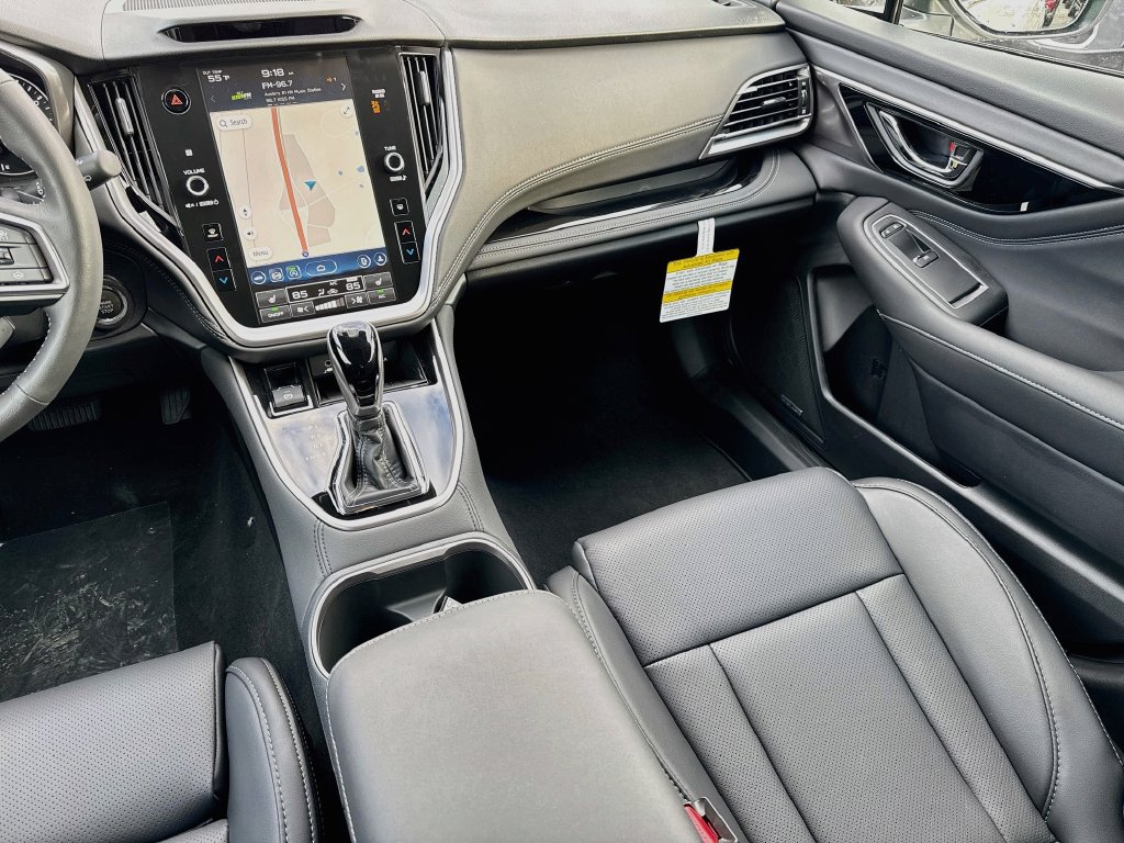 Certified 2025 Subaru Outback Limited AWD/4WD image 32