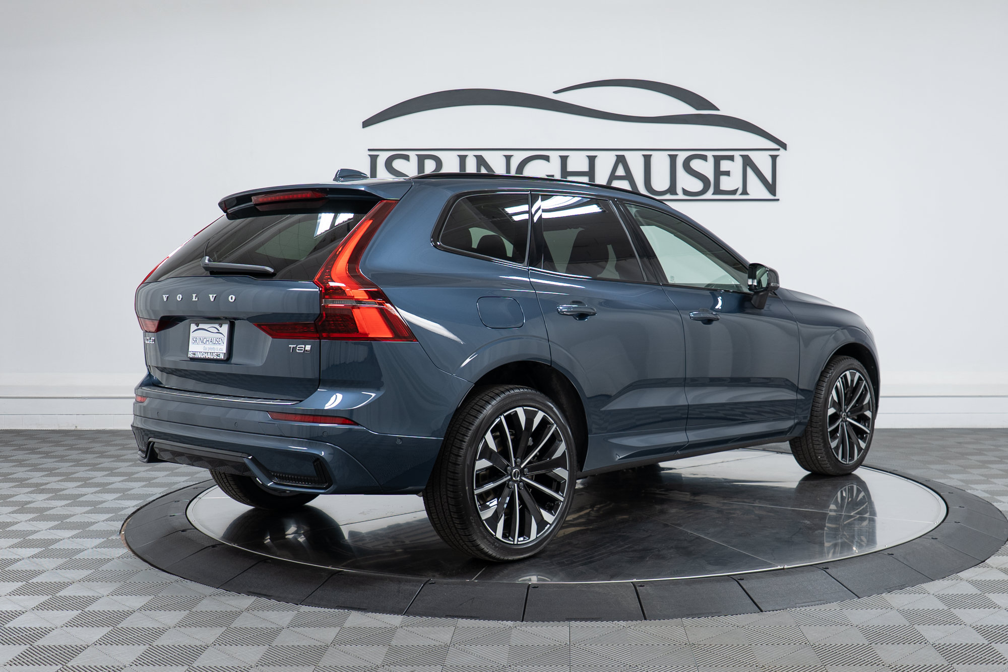 New 2027 Volvo XC60 T8 Ultra AWD/4WD image 5