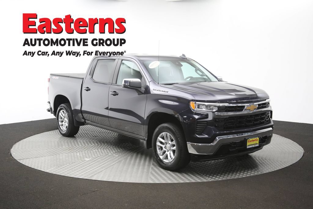 Used 2023 Chevrolet Silverado 1500 LT AWD/4WD image 51