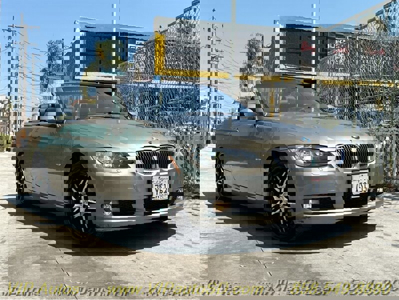 Used 2008 BMW 328i Convertible image 1