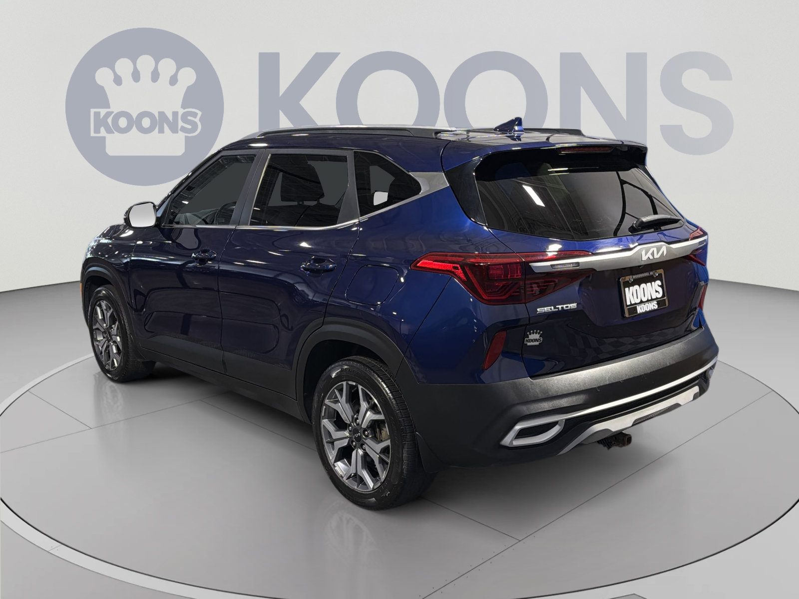 Used 2022 Kia Seltos EX AWD/4WD image 4