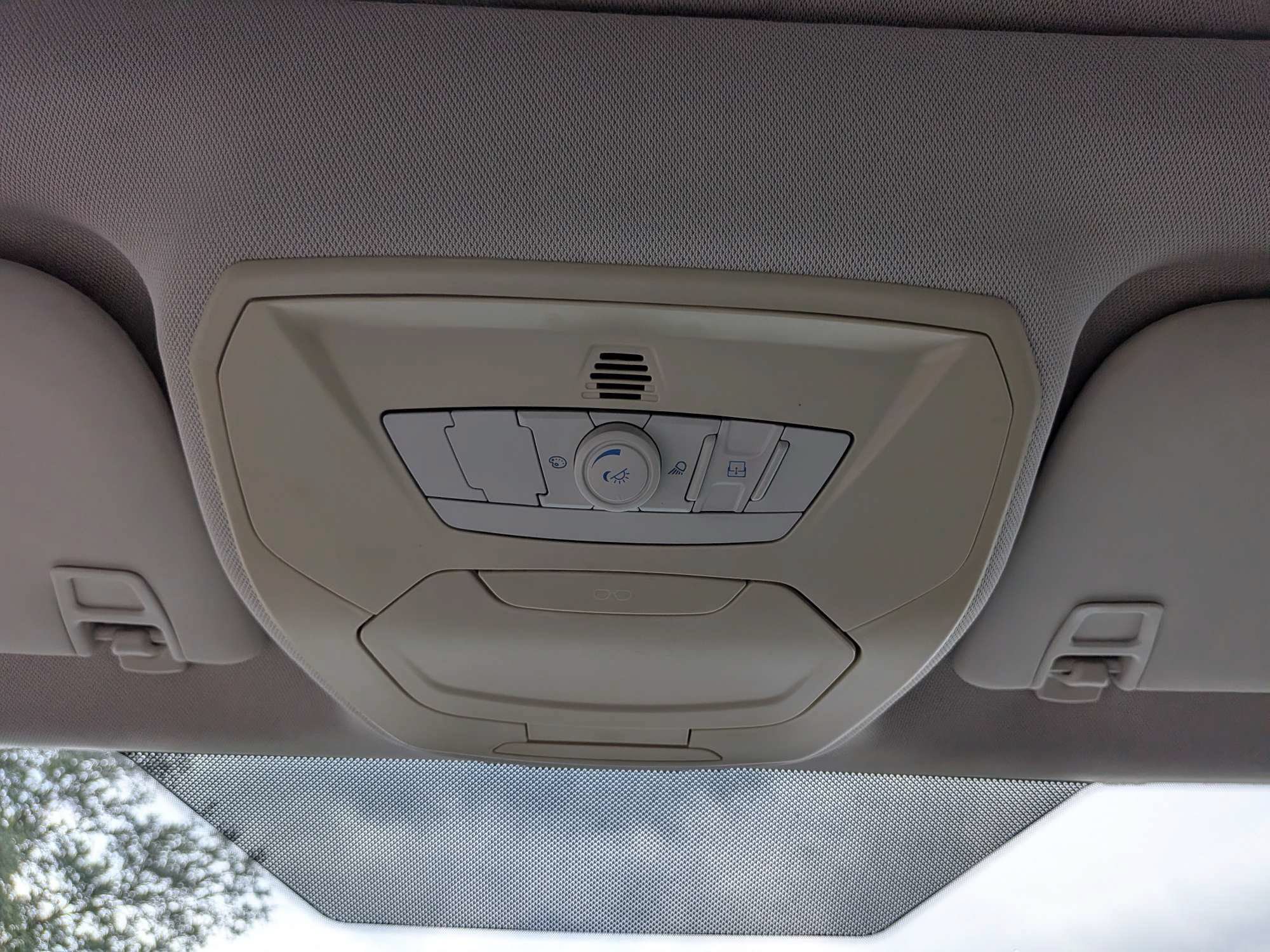 Used 2014 Ford Focus Titanium FWD image 27