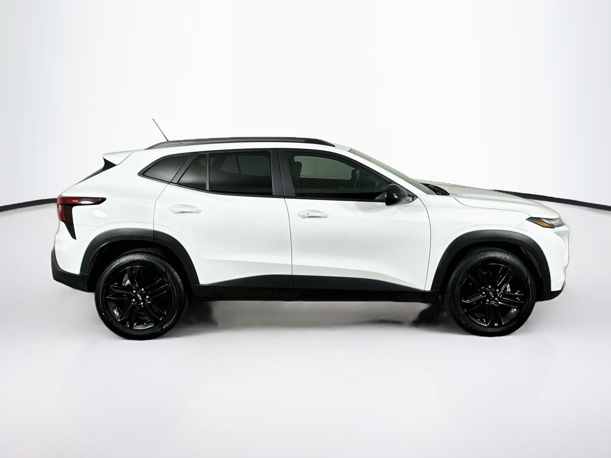Used 2024 Chevrolet Trax ACTIV w/ Sunroof Package FWD image 10