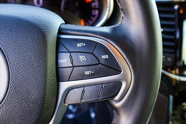 Used 2021 Jeep Grand Cherokee Laredo X AWD/4WD image 15