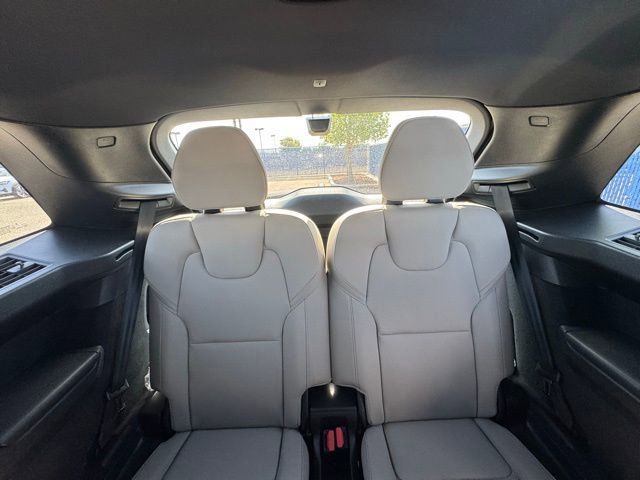 New 2026 Volvo XC90 B6 Plus w/ Protection Package AWD/4WD image 24