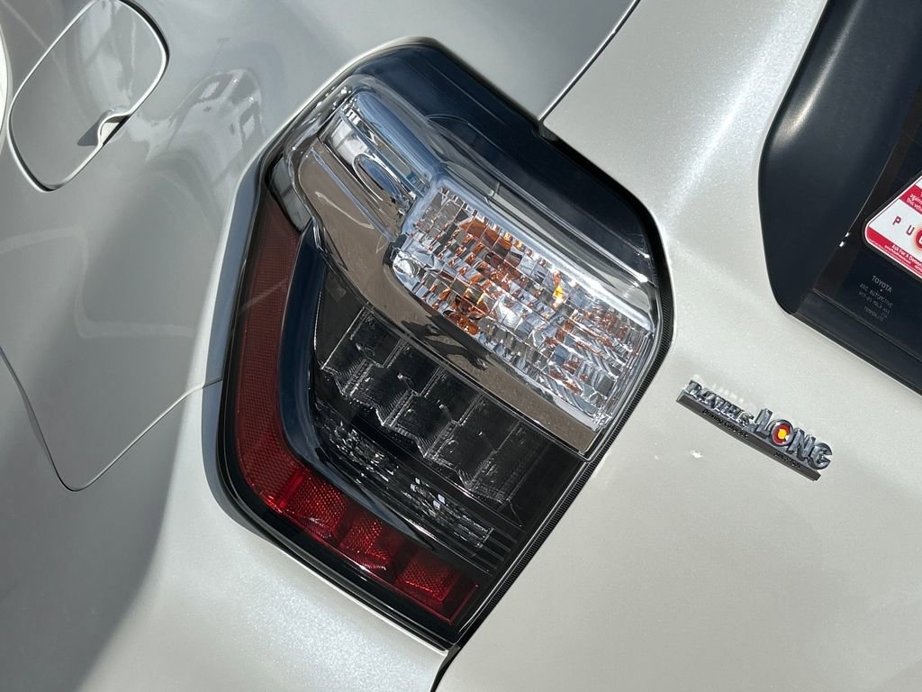 Used 2023 Toyota 4Runner Limited image 25