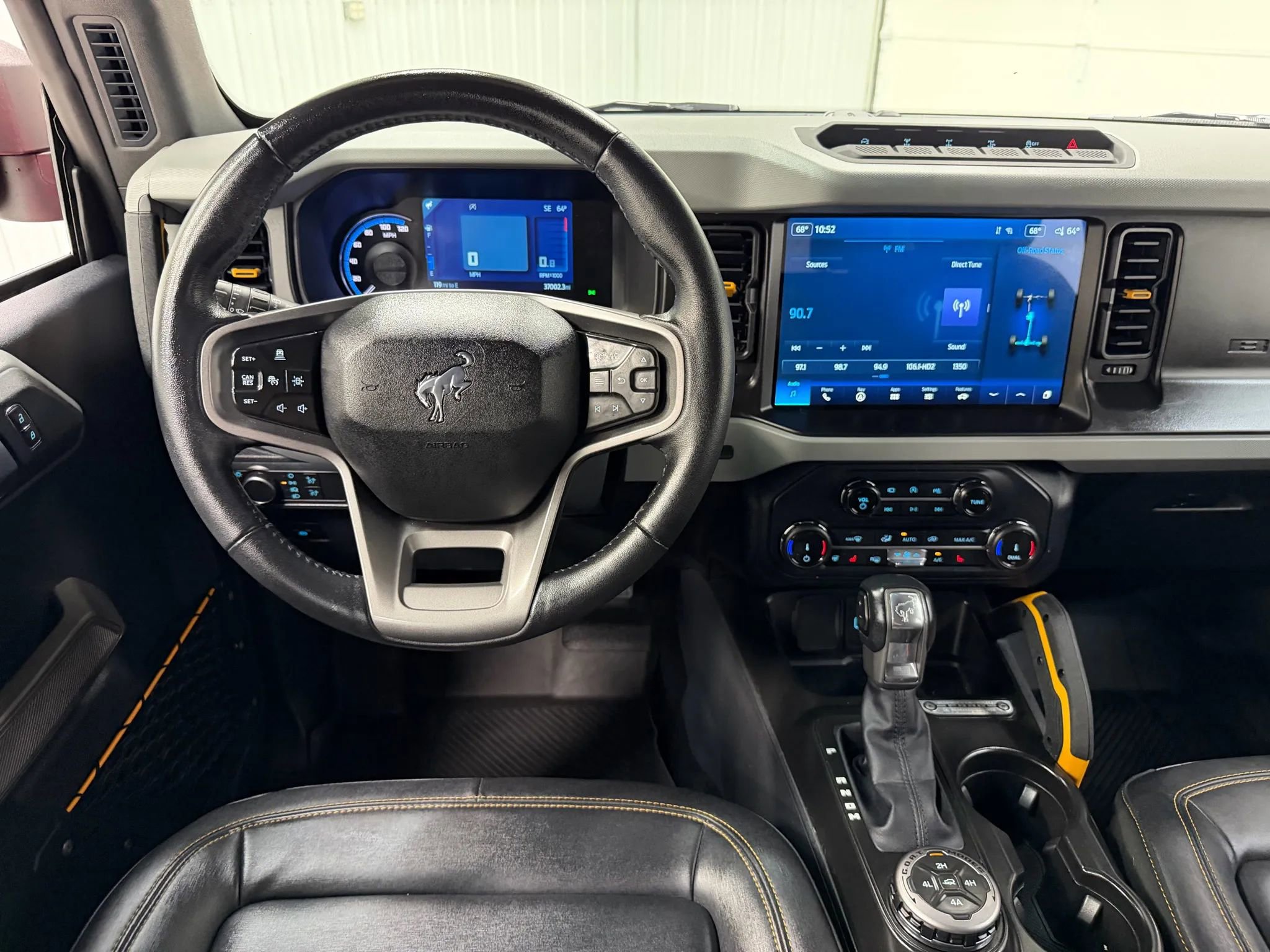 Used 2022 Ford Bronco Badlands image 18