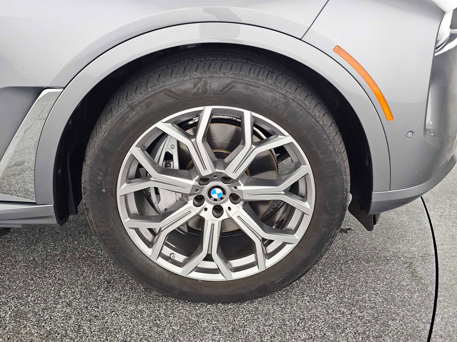 Used 2025 BMW X7 xDrive40i image 9