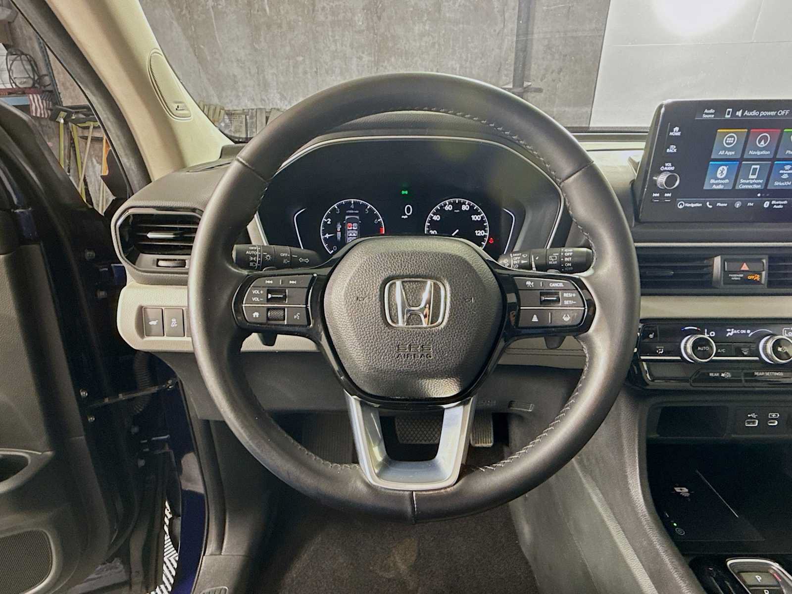 Certified 2024 Honda Pilot Touring image 11