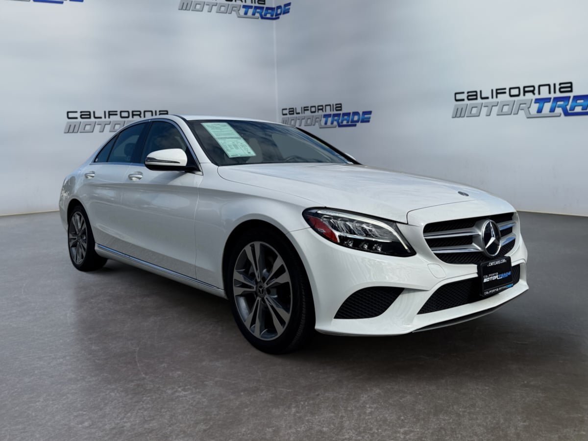 Used 2019 Mercedes-Benz C 300 Sedan w/ Premium Package image 3