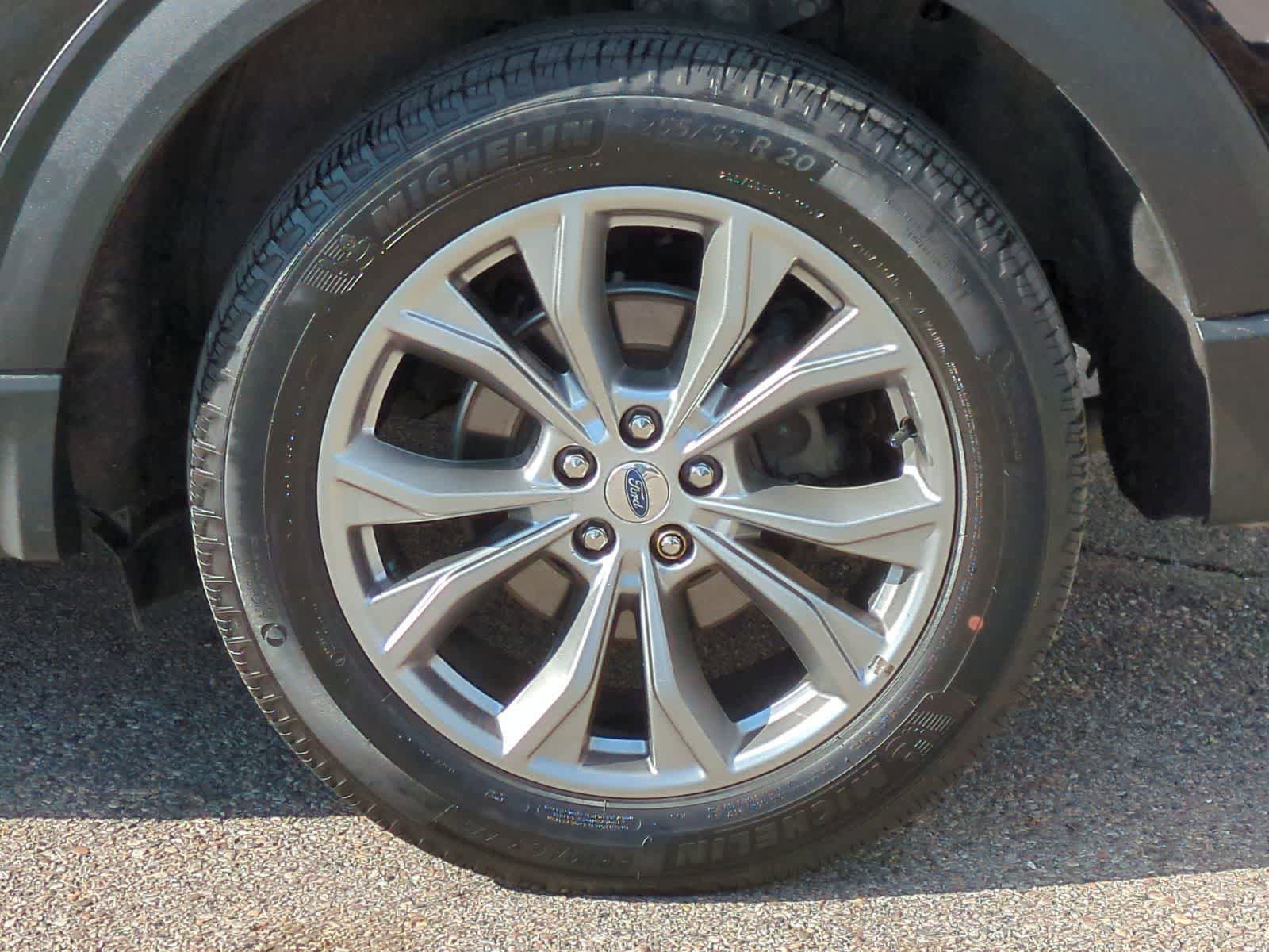 Certified 2023 Ford Explorer Limited w/ Equipment Group 301A AWD/4WD image 14