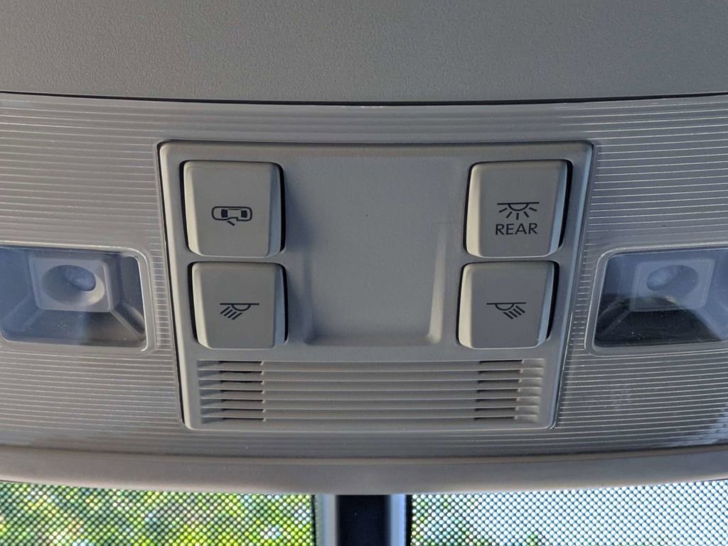 Used 2023 Volkswagen Atlas SE image 26