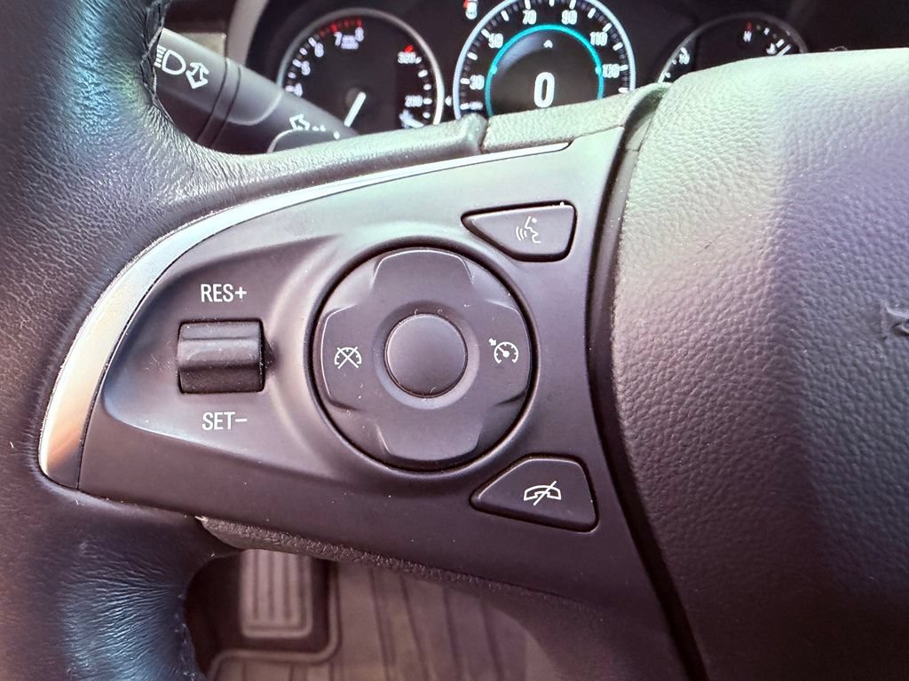 Used 2017 Buick LaCrosse Essence FWD image 21
