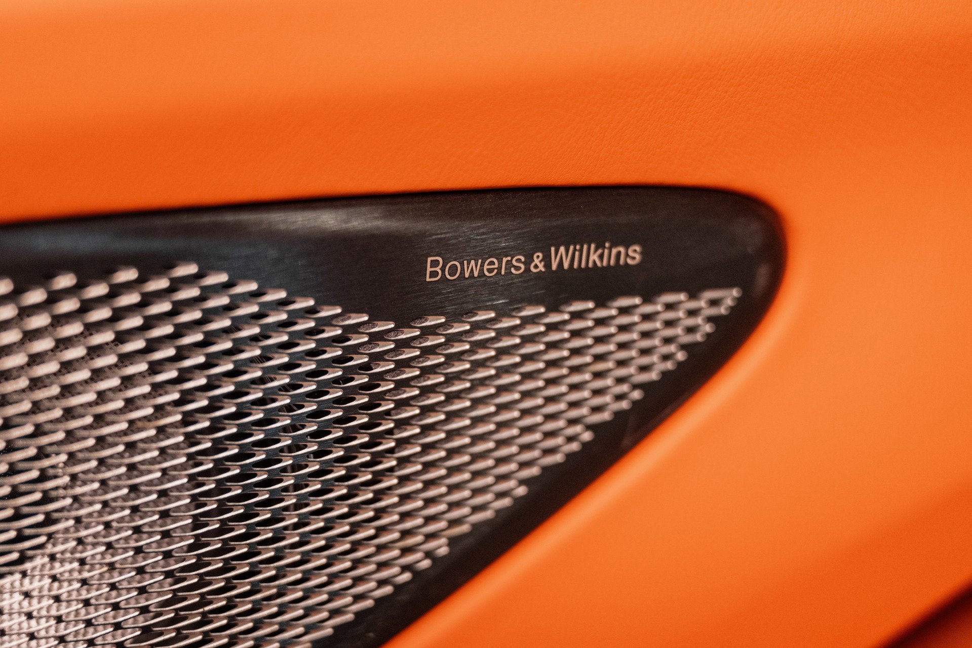 New 2026 Aston Martin V8 Vantage Roadster image 39