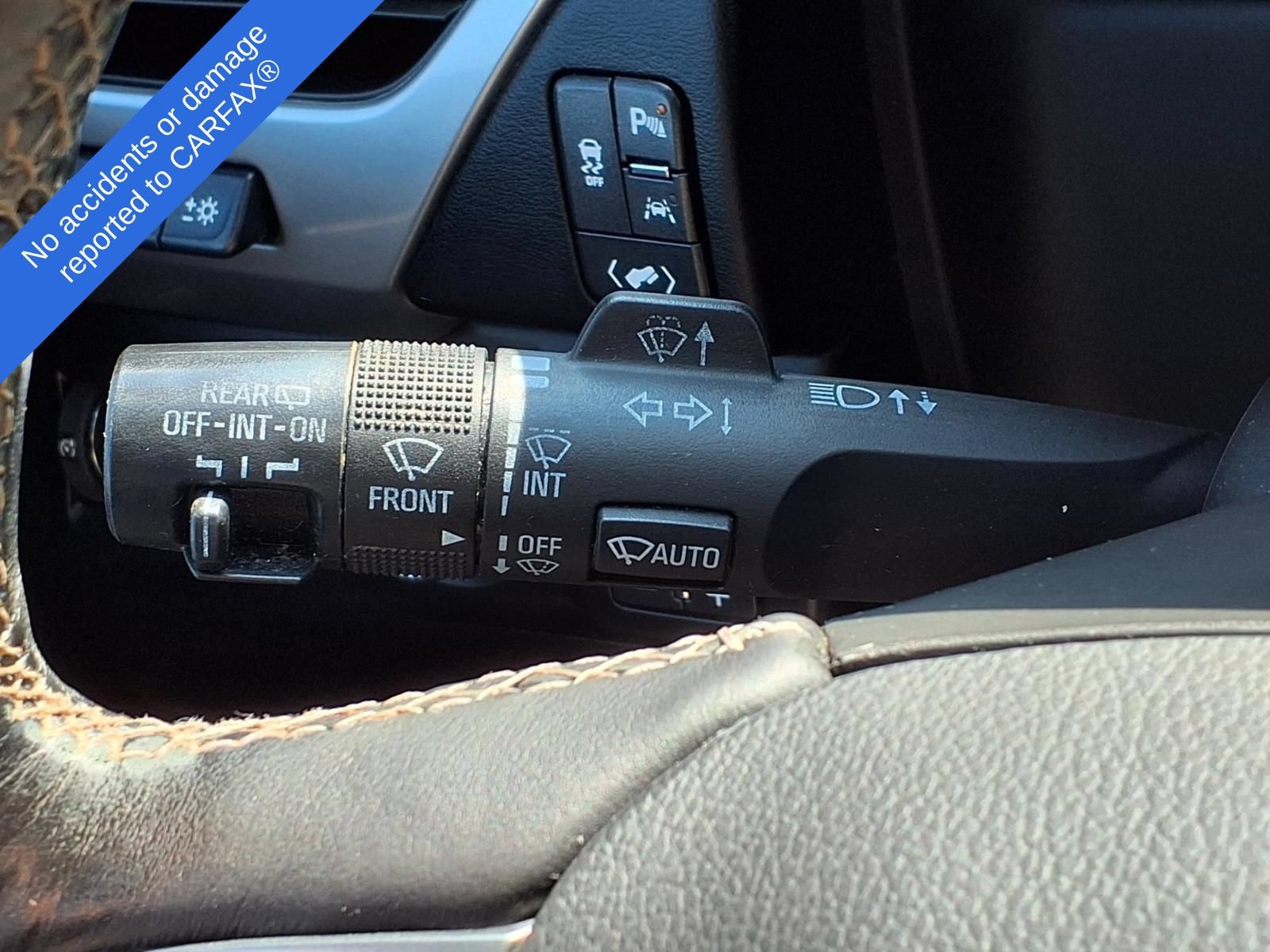 Used 2017 Chevrolet Suburban Premier AWD/4WD image 23