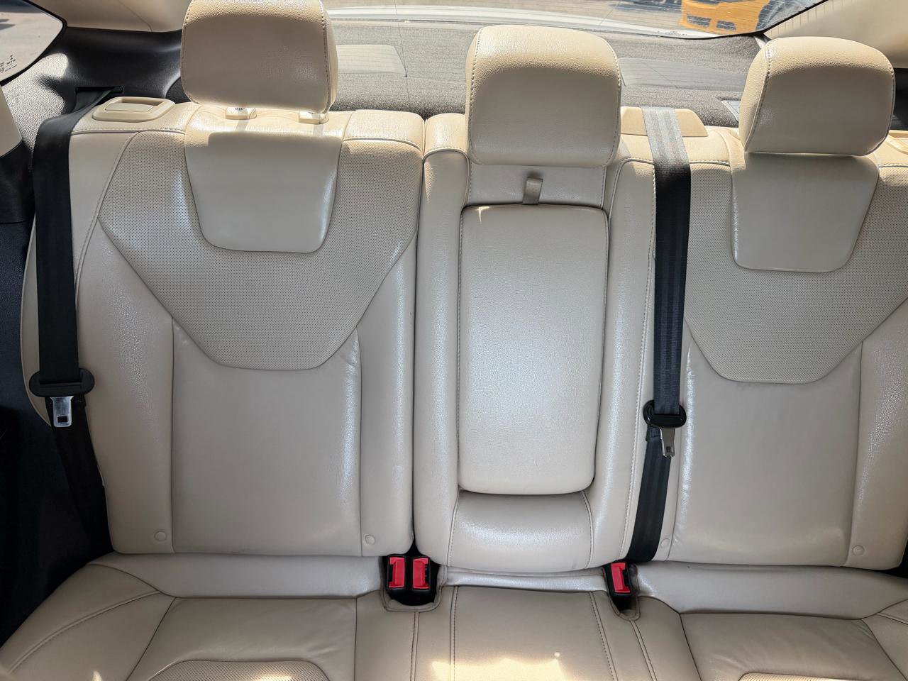 Used 2018 Ford Fusion Titanium FWD image 16
