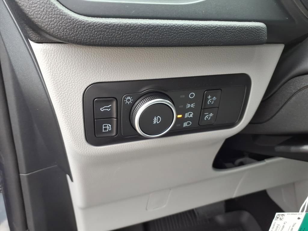 New 2025 Ford Escape SE image 10