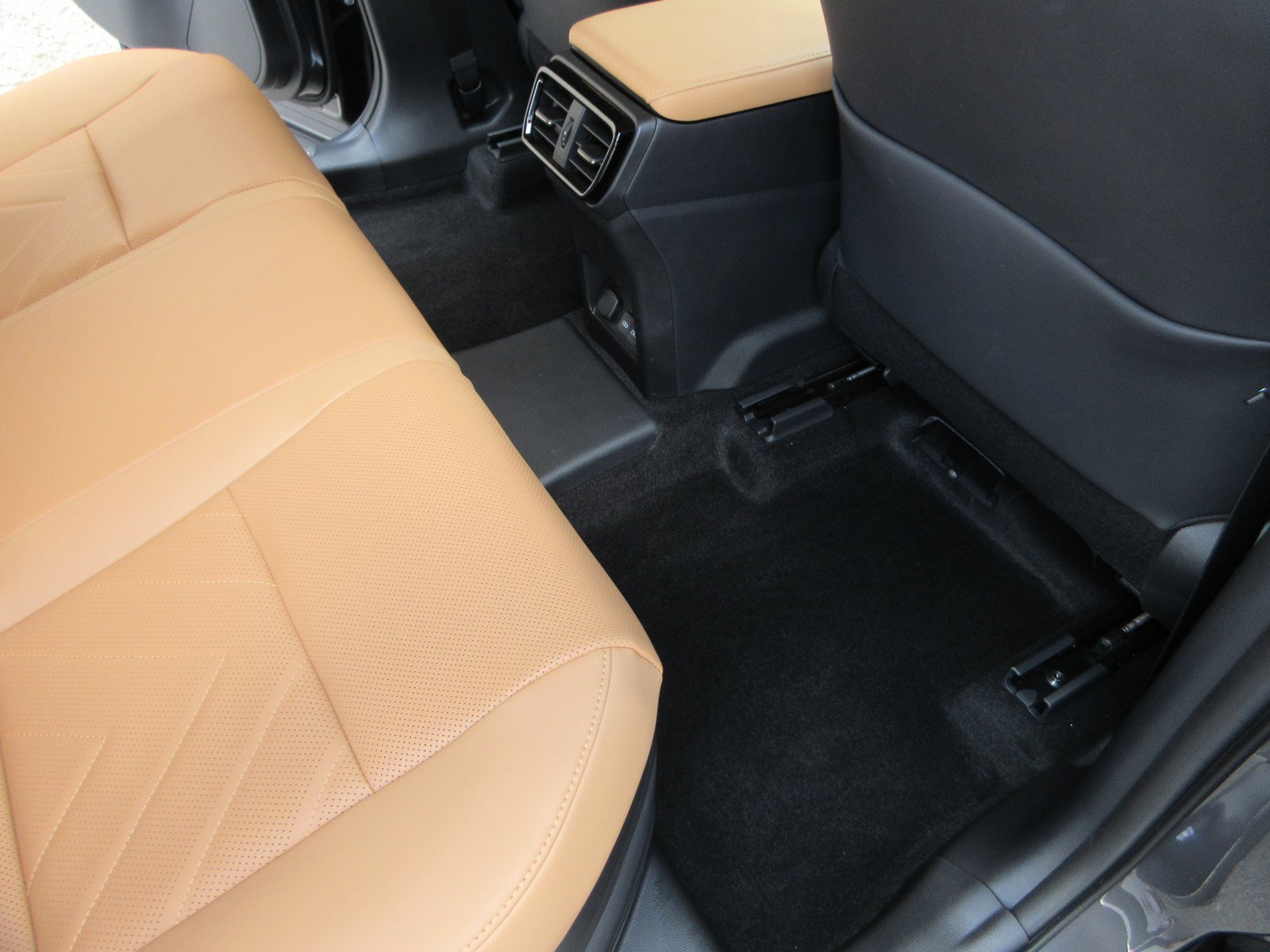 Used 2026 Lexus NX 450h+ AWD w/ Luxury Package image 20