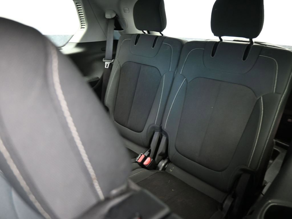 Used 2021 Jeep Grand Cherokee L Laredo w/ Luxury Tech Group I image 36