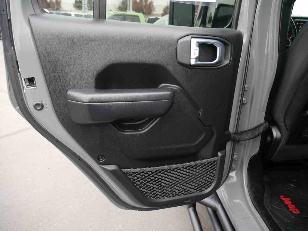 Certified 2022 Jeep Gladiator Rubicon w/ Trailer Tow Package image 15