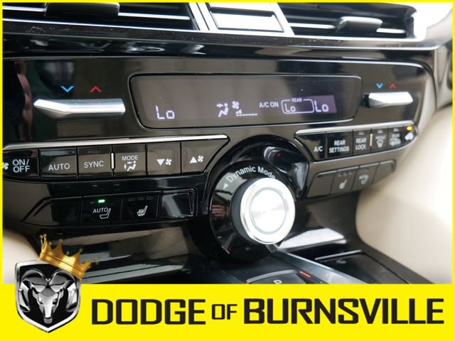 Used 2022 Acura MDX SH-AWD w/ Technology Package image 21