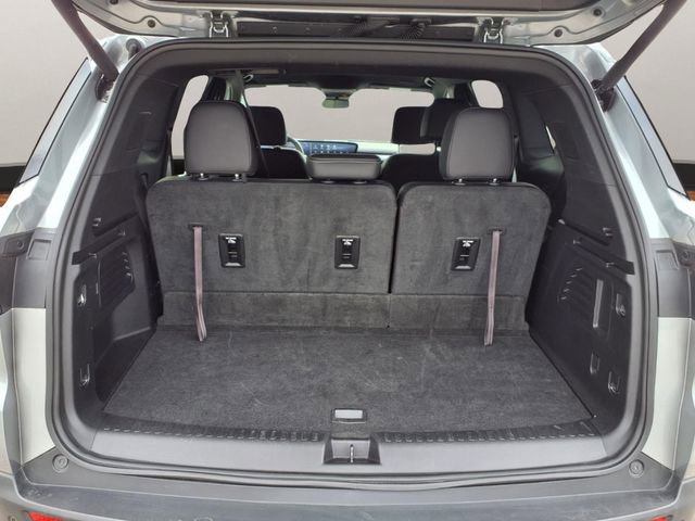 Certified 2025 Buick Enclave Preferred image 27