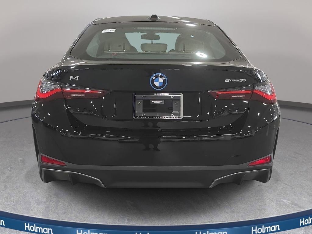 Used 2023 BMW i4 eDrive35 w/ Premium Package image 7