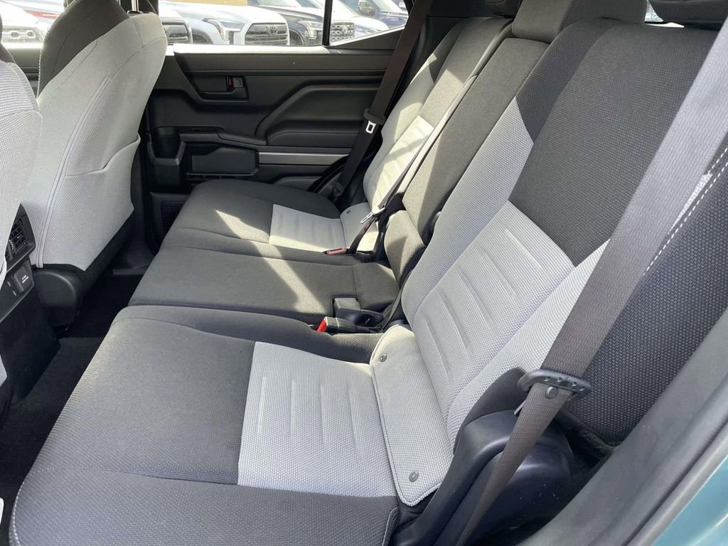 Used 2025 Toyota 4Runner TRD Off-Road image 21