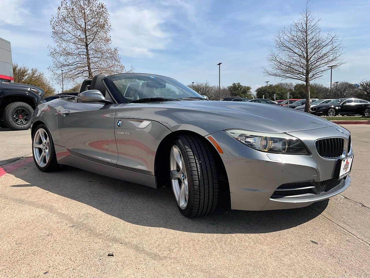 Used 2011 BMW Z4 sDrive30i image 8