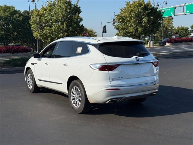 Used 2024 Buick Enclave Premium image 3