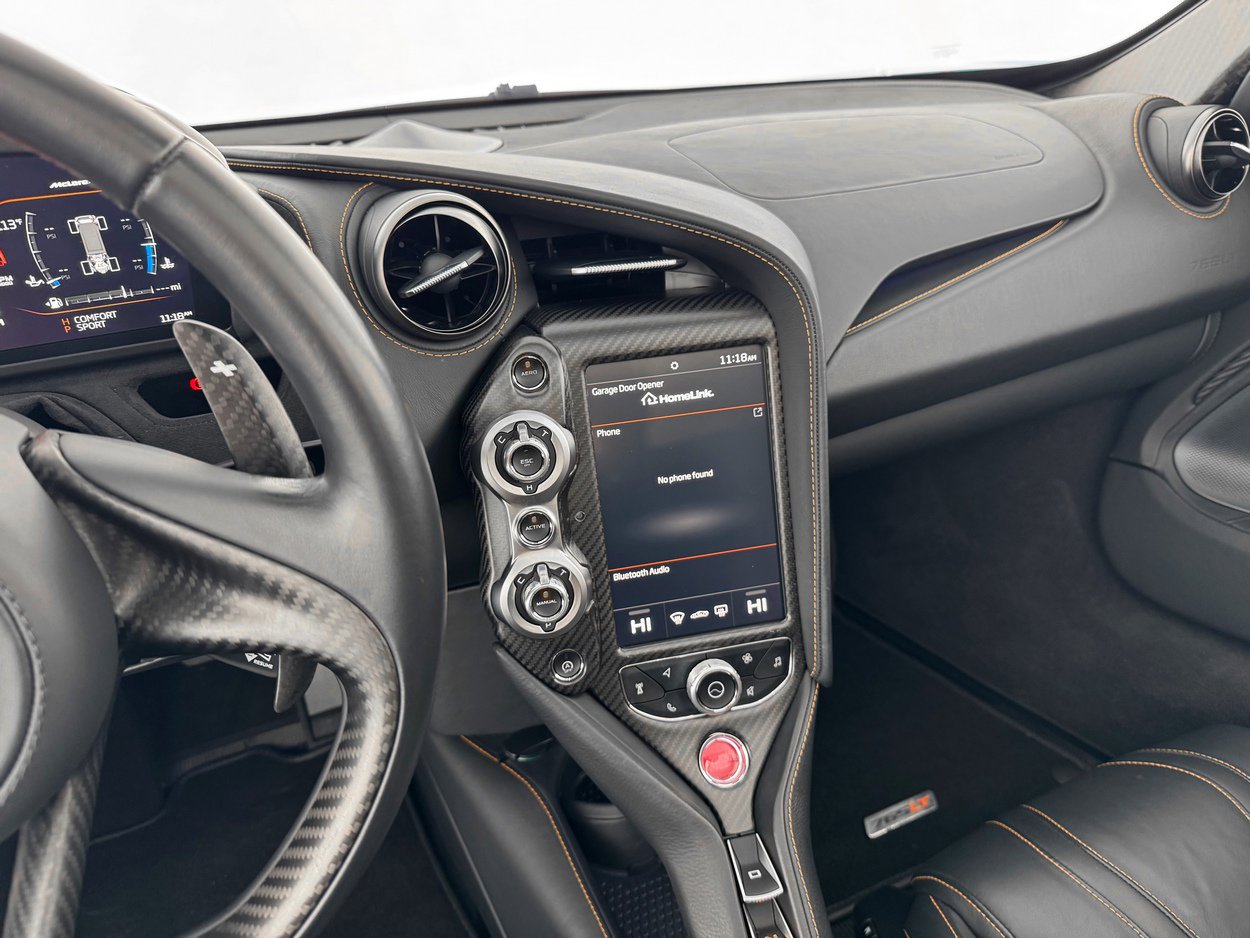 Used 2022 McLaren 765LT image 21