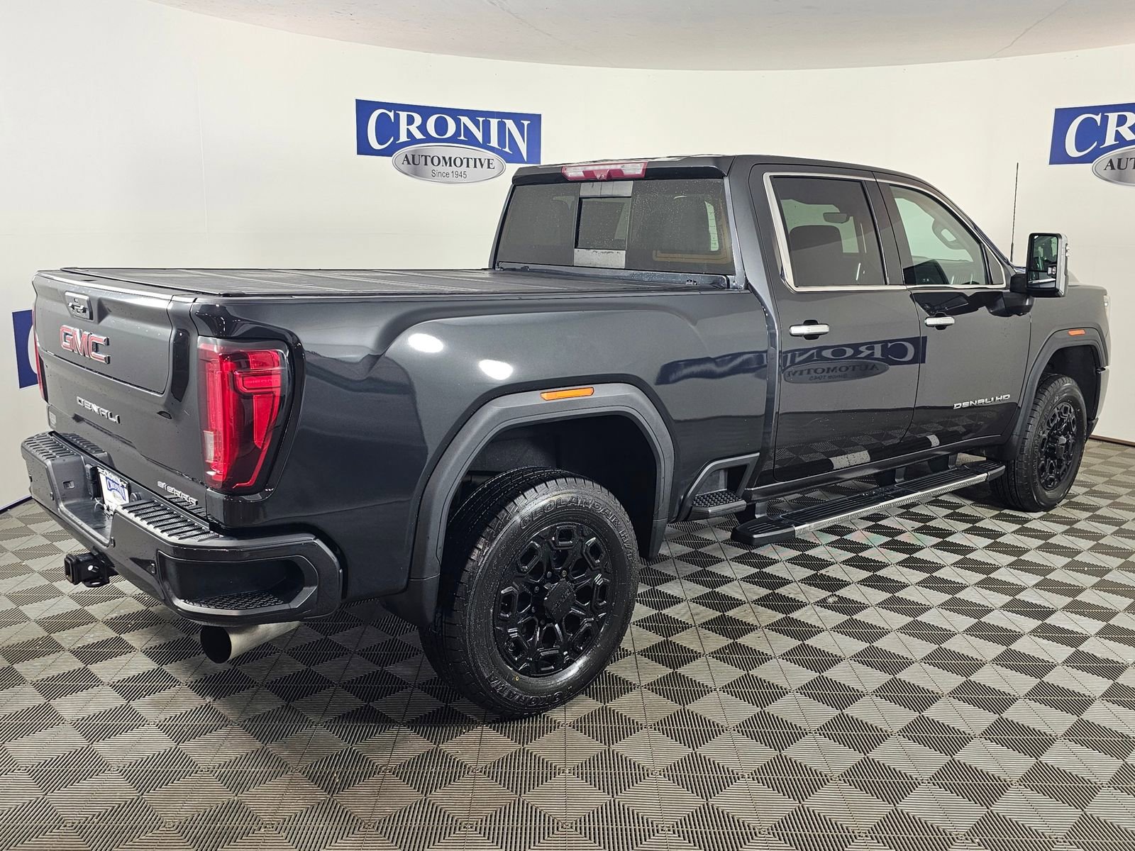 Used 2020 GMC Sierra 3500 Denali w/ Denali Ultimate Package AWD/4WD image 29