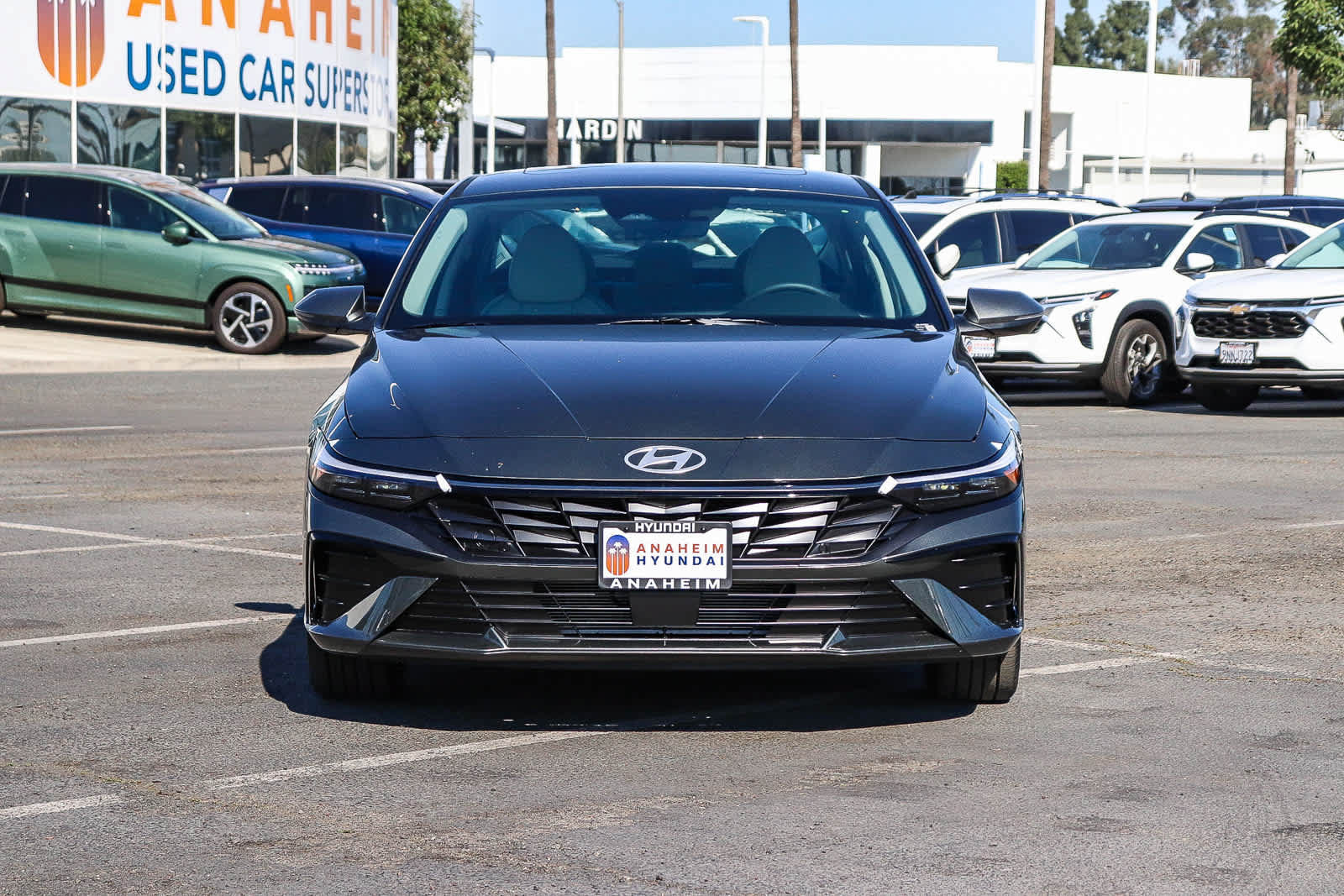 New 2026 Hyundai Elantra Limited FWD image 2