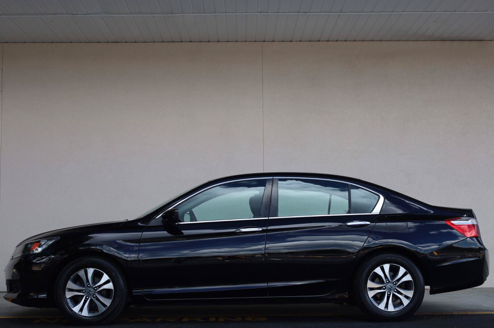 Used 2015 Honda Accord LX image 3