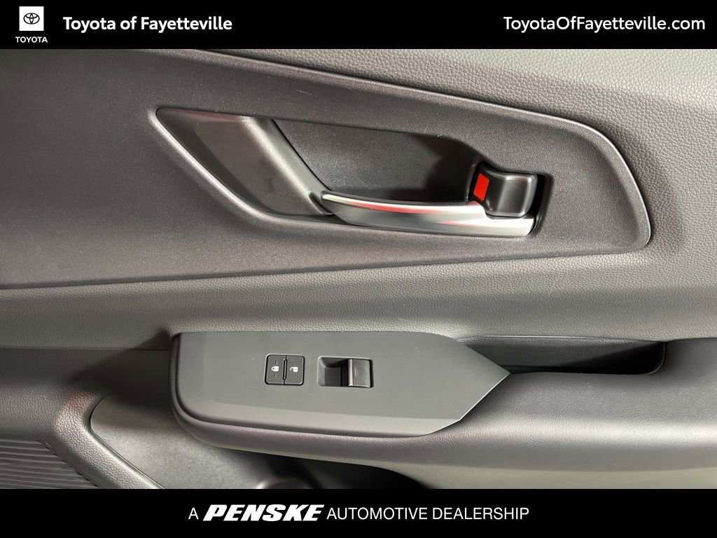 Used 2024 Toyota Prius Prime XSE Premium image 23