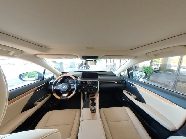 Used 2022 Lexus RX 350L Premium w/ Premium Package AWD/4WD image 32